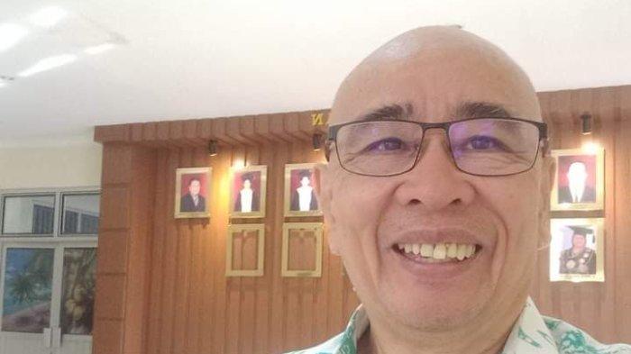 TANGGAPAN - Akademisi Unsrat Manado, Vecky Masinambow. Ia menilai, pelonggaran kegiatan pemerintah di hotel bisa dorong sektor perhotelan dan restoran, terutama di masa sepi kunjungan wisata.