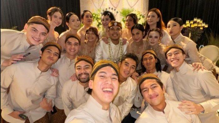 Bridesmaid dan Groomsman Pernikahan Thariq Halilintar dan Aaliyah Massaid. Ada Al Ghazali, Alyssa Daguise hingga Mahalini.