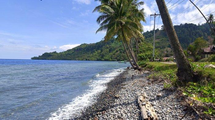 WISATA - Pantai Pangia, salah satu tempat wisata cantik di Kabupaten Bolsel yang belum banyak dikunjungi wisatawan.