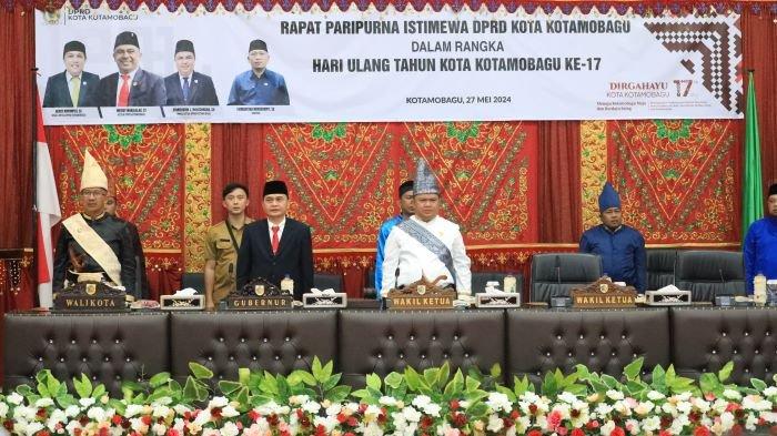 PARIPURNA - Suasana paripurna di DPRD Kotamobagu, Sulawesi Utara (Sulut).
