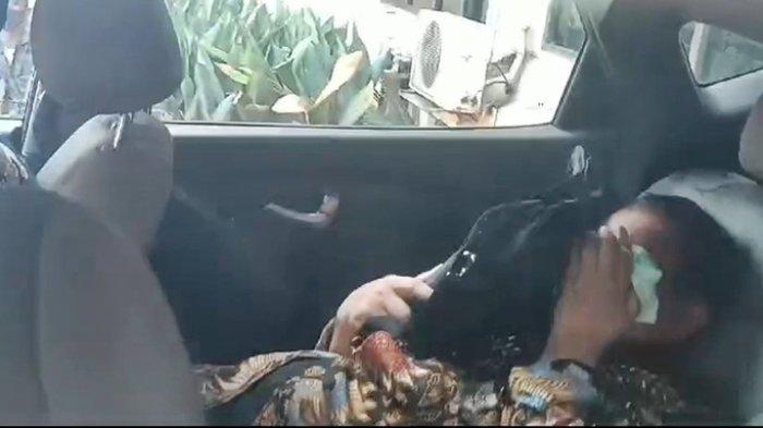 Firli Bahuri Tutupi Wajah Hindari Awak Media Usai Diperiksa Dianggap Rusak Citra KPK dan Polri.