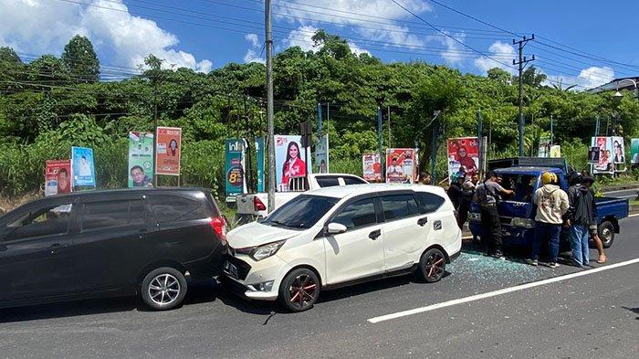 Kecelakaan beruntun libatkan 3 mobil di Jalan AA Maramis Kairagi Manado, pagi ini Senin 8 Januari 2024.