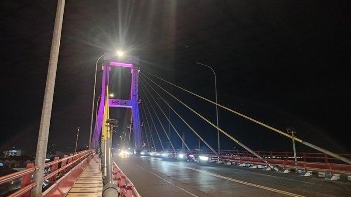 Jembatan Soekarno, Manado, Sulawesi Utara.