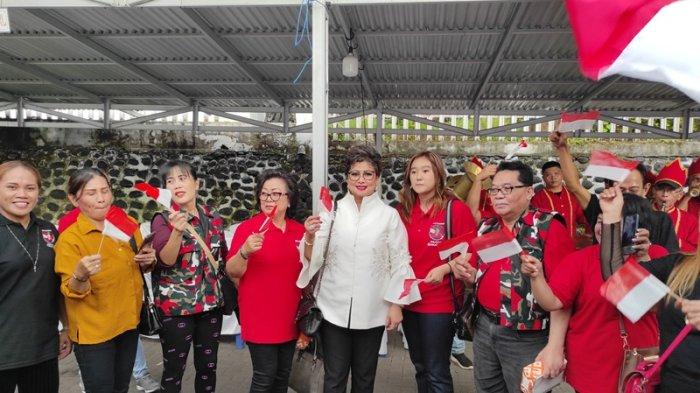 Maya Rumantir datang di KPU Sulawesi Utara, Sabtu (13/5/2023).