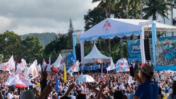 Foto-foto Massa Pendukung Prabowo di Lapangan Schwarz Langowan Minahasa Sulawesi Utara