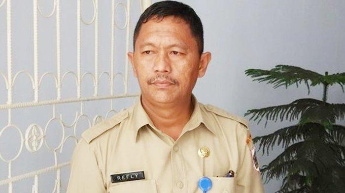 GAJI: Kepala Dinas Lingkungan Hidup Kota Kotamobagu, Refly Mokoginta. Foto ini diterima Tribun Manado pada Rabu (5/3/2025). Refly Mokoginta mengatakan karena ada efisiensi anggaran maka upah petugas kebersihan di Kotamobagu berubah.