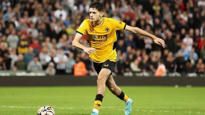 Bek Klub Wolverhamton Wanderers Justin Hubner resmi menjadi WNI. Timnas Indonesia ketambahan 1 pemain naturalisasi.