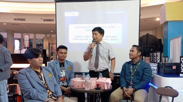 KERJASAMA LITERASI - Unsrat bersama Gramedia Manado usai menandatangani perjanjian kerjasama 5000 buku gratis yang berlangsung di Atrium Mantos satu, Kota Manado, Sulawesi Utara, (Jumat 11/7/2025).
