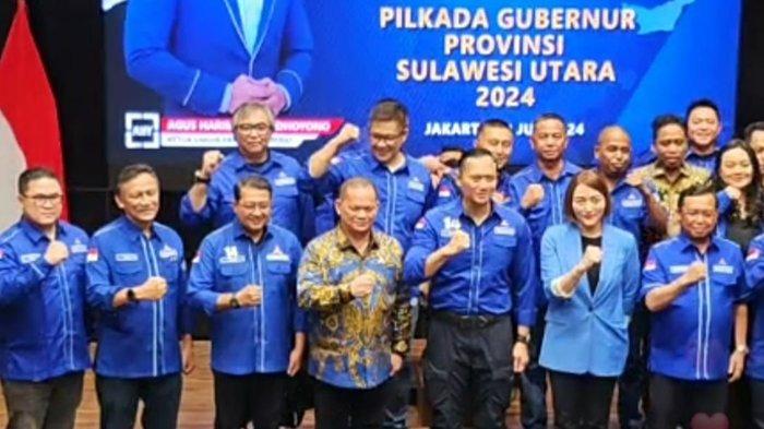 Ketua Umum Partai Demokrat, Agus Harimurti Yudhoyono (AHY), secara resmi menyerahkan Surat Keputusan (SK) pencalonan kepada pasangan calon Gubernur Sulawesi Utara, Elly Engelbert Lasut (E2L) dan calon Wakil Gubernur, Michaela Elsiana Paruntu (MEP)