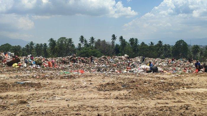 Kondisi terkini TPA Sumompo di Kecamatan Mapanget, Kota Manado, Sulawesi Utara, Senin (23/10/2023).