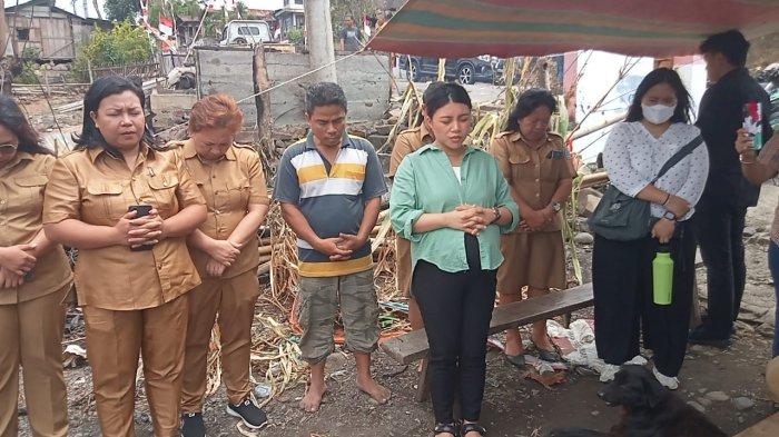 Kunjungan pemerintah Minut di lokasi kebakaran di desa Waleo
