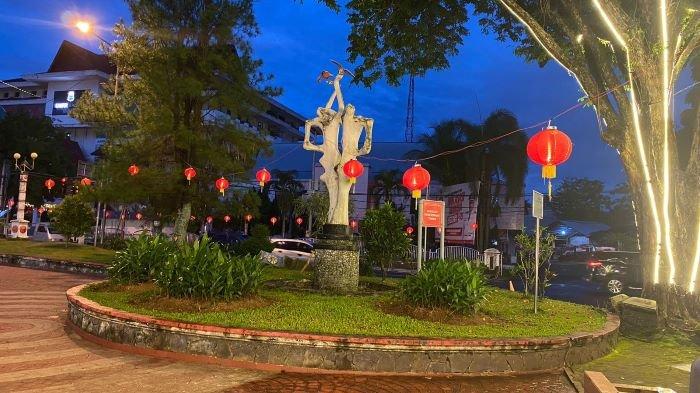 Lampion Menjelang Tahun Baru Imlek 2024 di Manado
