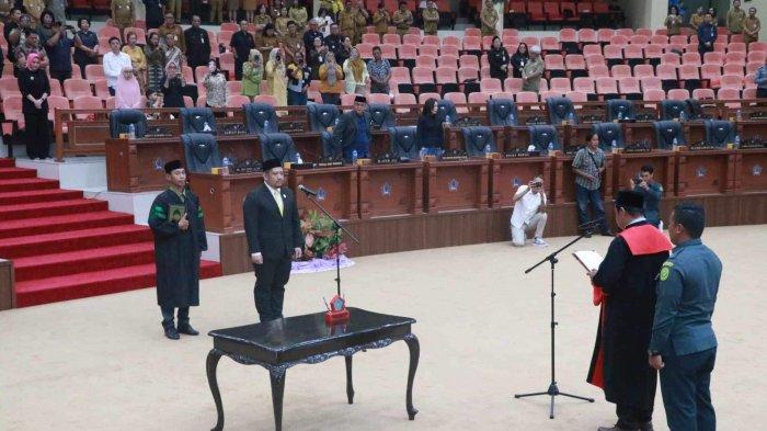PAW Wakil Ketua DPRD Sulut, Selasa 13 Februari 2024 di ruang paripurna.