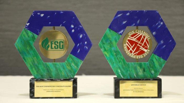 Direktur Utama PLN Darmawan Prasodjo meraih penghargaan The Most Inspiring ESG Corporate Leader dalam ajang IDX Channel Anugerah ESG 2024. Tak hanya itu, keberhasilan ini juga diikuti penghargaan kepada PLN dengan kategori perusahaan yang memimpin Transformasi Ekosistem Listrik Hijau se-Indonesia.