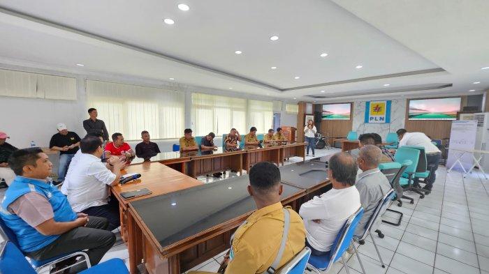 PT PLN (Persero) Unit Induk Distribusi Sulawesi Utara, Tengah, dan Gorontalo (UID Suluttenggo), melalui Unit Pelaksana Pelayanan Pelanggan (UP3) Manado bergerak cepat dalam menangani gangguan kelistrikan di Pulau Gangga