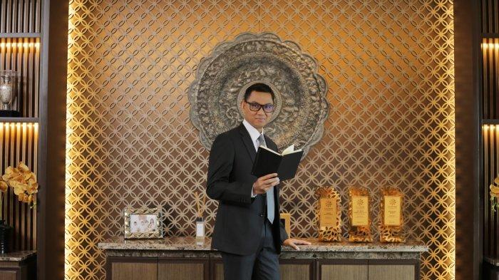 Direktur Utama PT PLN (Persero) Darmawan Prasodjo memperoleh penghargaan Sustainable Leader of The Year in Energy Transition di ajang Lestari Award 2024. Penghargaan ini diperoleh atas peran aktif Darmawan dalam menyuarakan berbagai inisiatif dan membangun kolaborasi dalam upaya transisi energi, yang terbukti mampu membawa perubahan positif bagi korporasi yang dipimpinnya. Selain itu, PLN Group juga menjadi peraih penghargaan terbanyak dalam ajang Lestari Award 2024 dengan tambahan dua penghargaan lainnya yaitu dalam kategori Waste Management dan PLN Nusantara Power dalam kategori Renewable Energy.