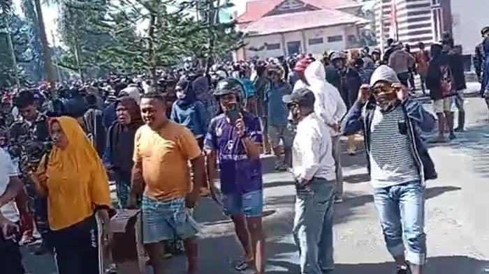 Para penambang yang menggelar aksi demonstrasi, Kamis (21/9/2023).