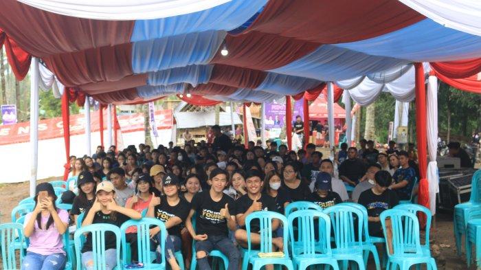 Para peserta Perkemahan Karya Pemuda Gereja GMIM (PKPG GMIM)