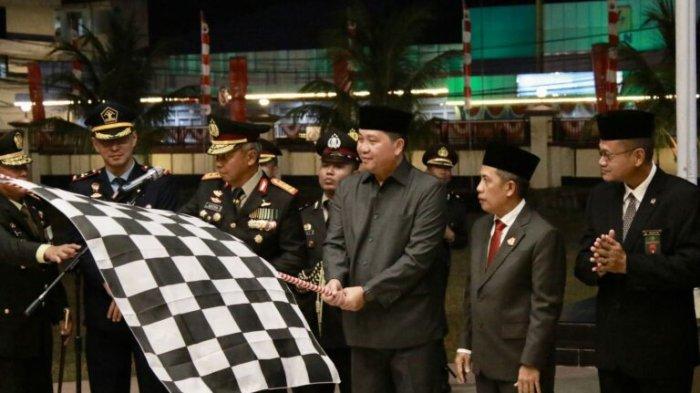 Steven Kandouw Ikuti Upacara Taptu dan Lepas Pawai Obor tadi malam Rabu 16 Agustus 2023.Rangkaian Peringatan HUT ke-78 RI di Sulut
