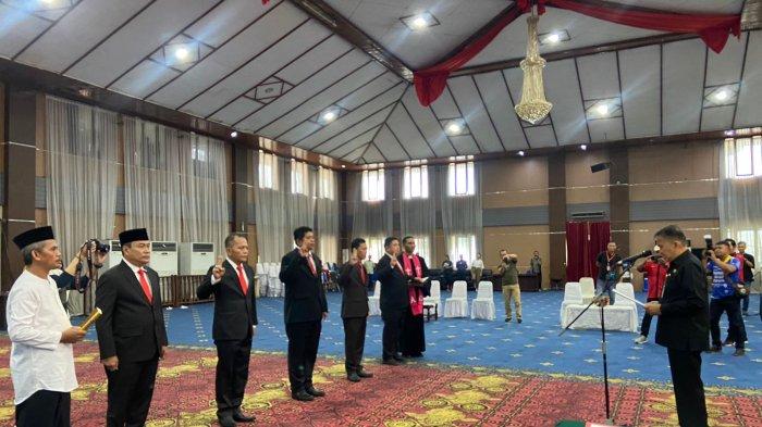 Pelantikan 5 Pejabat Pemkot Manado oleh Sekkot