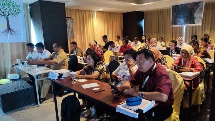 Pelatihan P3PD di Hotel Peninsula, Kota Manado, Sulawesi Utara, diikuti oleh aparatur desa dari empat kabupaten, yaitu Bolaang Mongondow, Bolaang Mongondow Utara, Bolaang Mongondow Selatan, dan Minahasa Selatan, Selasa (3/10/2023).