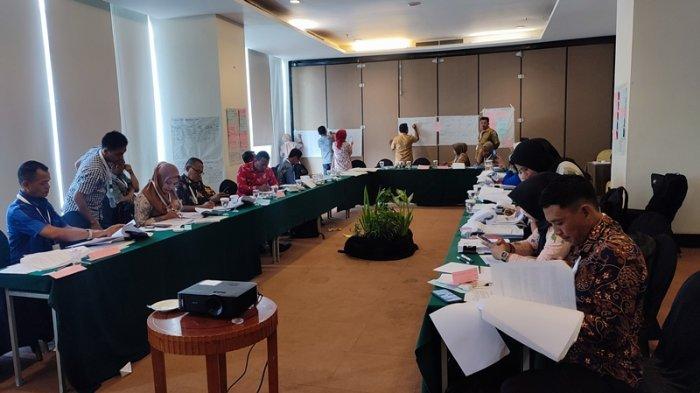 Pelatihan P3PD di Hotel Peninsula, Kota Manado, Sulawesi Utara, diikuti oleh aparatur desa dari empat kabupaten, yaitu Bolaang Mongondow, Bolaang Mongondow Utara, Bolaang Mongondow Selatan, dan Minahasa Selatan, Selasa (3/10/2023).