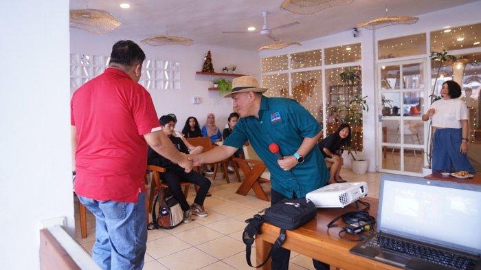 Pelatihan fotografi yang digelar APFI Sulut di RM Meimo, Sabtu (9/3/2024).