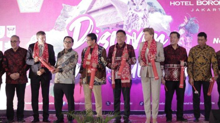 Pembukaan Discover North Sulawesi 2024 di Hotel Borobudur Jakarta, Jumat (24/6/2024) malam.