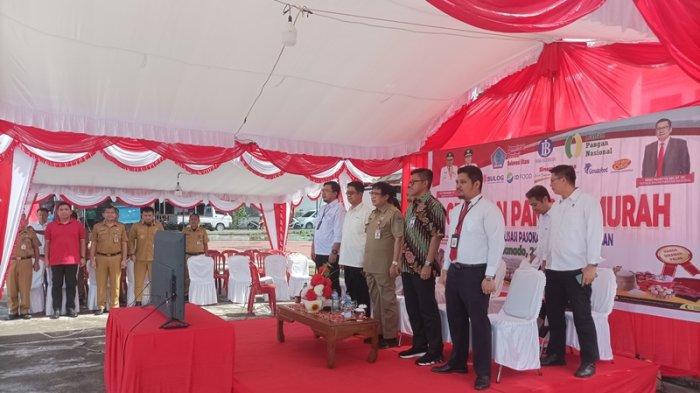 Pemprov Sulut melaunching Gerakan Pangan Murah (GPM) di Lapangan Maesa Perkamil, Manado, Sulut, Senin (26/6/2023).