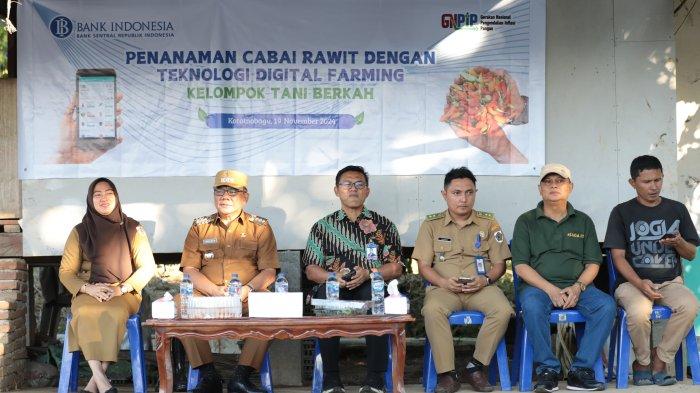 Penjabat Wali Kota Kotamobagu tanam bibit cabai rawit