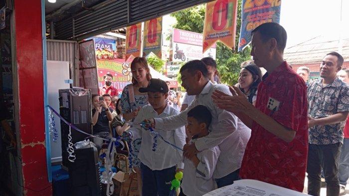 Peresmian Tridjaya Elektronik di Manado Sulawesi Utara