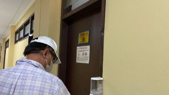 Potret Kadis Perkimtan Sulawesi Utara Alexander Watimena Diperiksa di Subdit Tipikor Polda Sulut