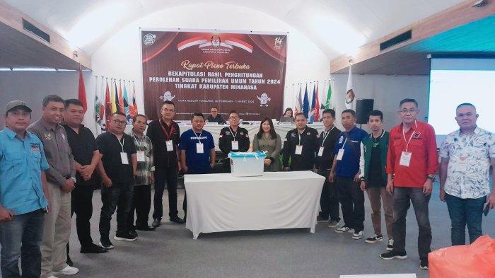 Rapat Pleno Rekapiltulasi Hasil Pemungutan Suara KPU Kabupaten Minahasa di Aula Hotel Yama Resort Tondano, Minahasa, Sulawesi Utara, Jumat (1/3/2024).