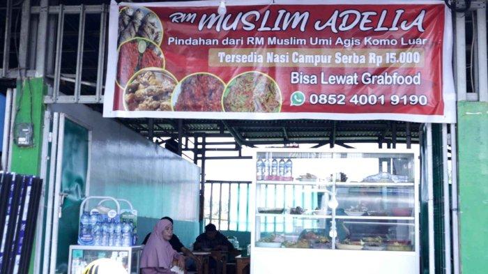 Rumah Makan Muslim Adelia di Sindulang Manado Sulawesi Utara pada Kamis (14/12/2023). (tribunmanado.co.id/Wendia Putra Paputungan)