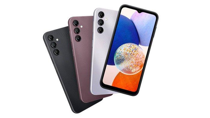 Samsung Galaxy A14 5G dirilis di Indonesia dalam pilihan warna Black, Dark Red, dan Silver. Harga Galaxy A14 5G adalah Rp 2,99 juta untuk memori 6/128 GB.