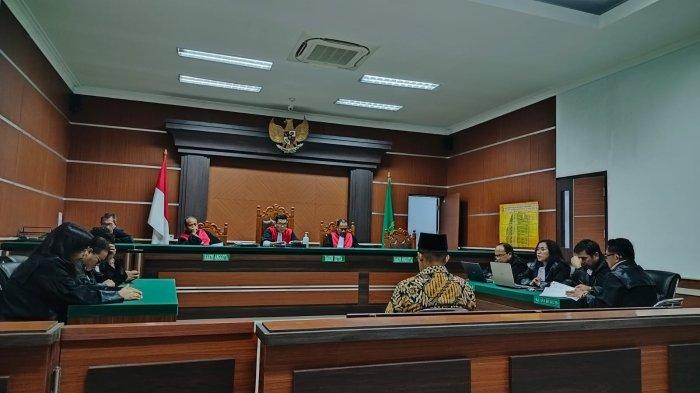 Sidang Pledoi Terdakwa Joko Suroso dalam kasus korupsi PT Air Manado, Senin 9 Oktober 2023 di PN Manado.