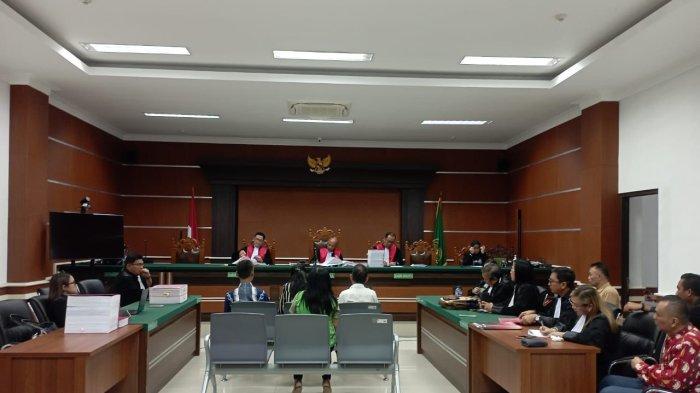 Sidang lanjutan korupsi Bansos Covid-19 jenis Ikan Kaleng di Pengadilan Negeri Manado, Kamis 21 Maret 2024.