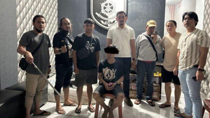 Tersangka kasus penganiayaan dengan sajam di Singkil, Kota Manado, setelah ditangkap Tim Resmob Polda Sulawesi Utara