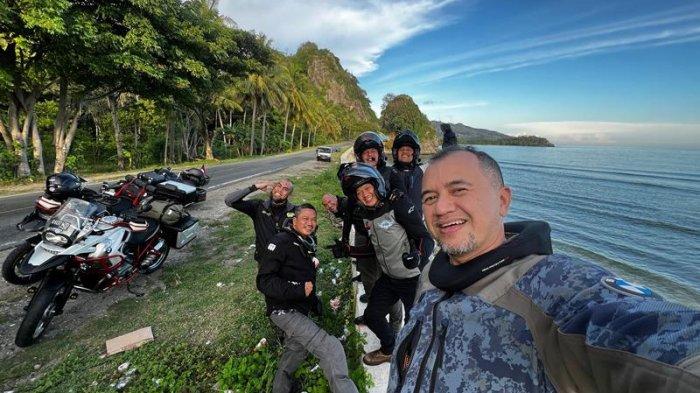 Touring komunitas motor Bloedus Mammotoro dari Makasaar Sulawesi Selatan ke Manado Sulawesi Utara