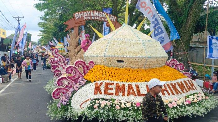 Turnament Of Flower (TOF) atau parade bunga Tomohon Internasional Flower Festival (TIFF) 2023