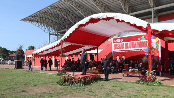 Upacara dalam rangka Peringatan Hari Sumpah Pemuda ke 95 tahun di Kota Tomohon, Sulawesi Utara.