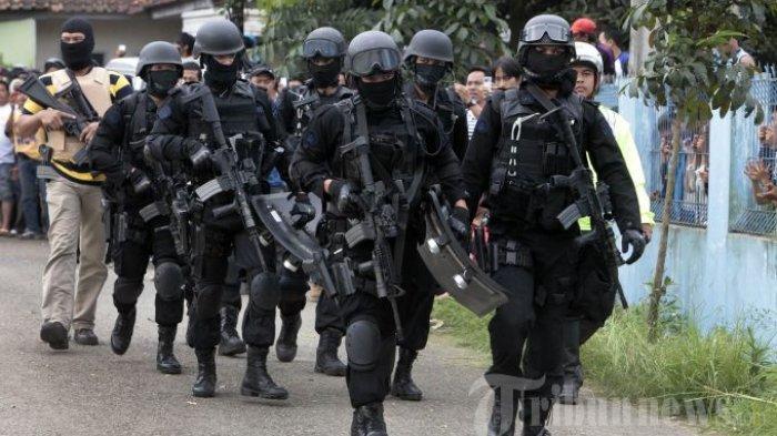 Potret Densus-88 Polri dalam operasi tangkap penangkapan teroris.