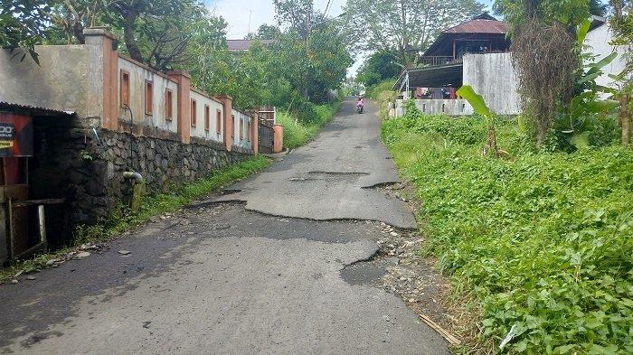 Desa Winangun Atas, Kecamatan Pineleng, Minahasa, Sulawesi Utara.