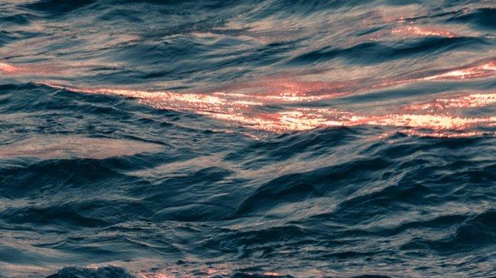 Ilustrasi gelombang tinggi. Berikut peringatan gelombang tinggi di Sulawesi Utara besok.