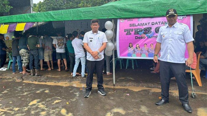 Foto-foto suasana Pemilu 2024 di TPS 001 dan 002 Desa Tumbohon Kec. Talawaan Minahasa Utara