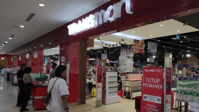 Ritel Transmart Star Square Bahu Mall Manado akan tutup permanen per 30 Juni 2023.