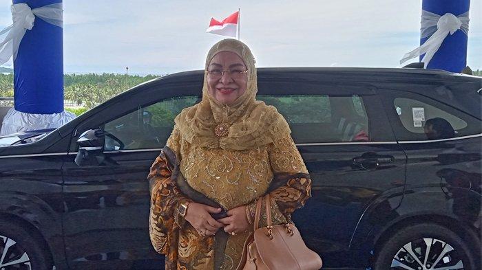 Hj Marlina Moha Siahaan. Harapan untuk Boltim di HUT ke-14.