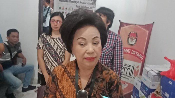 Ketua Partai Demokrat Manado Noortje Van Bone