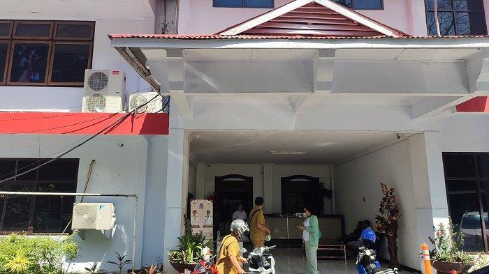Kondisi terkini kantor DPRD Manado saat dikunjungi Tribun manado, Senin (22/05/2023).