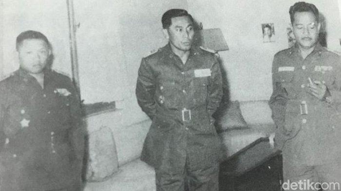 Letjen S Parman (kiri) dan Jenderal Ahmad Yani dan Mayjen Soeprapto.